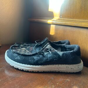 Hey Dude Black and Gray Women's Moccasins